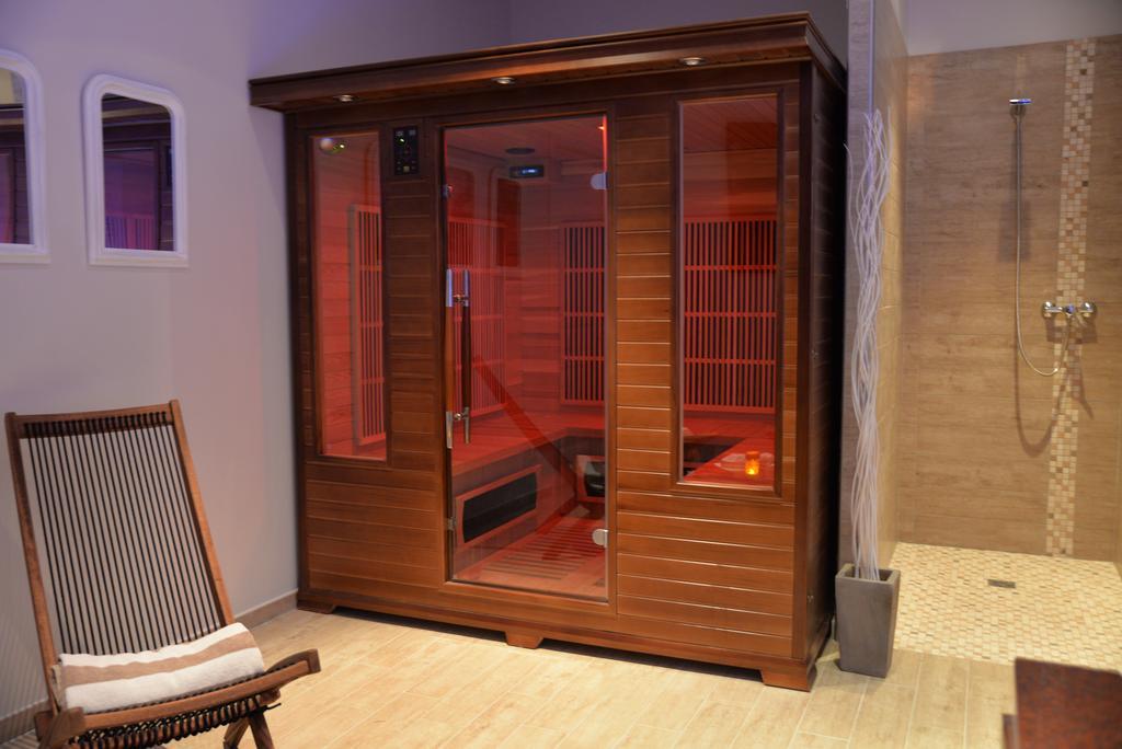 Chambres D'Hotes La Maison De Leonie Collias المظهر الخارجي الصورة