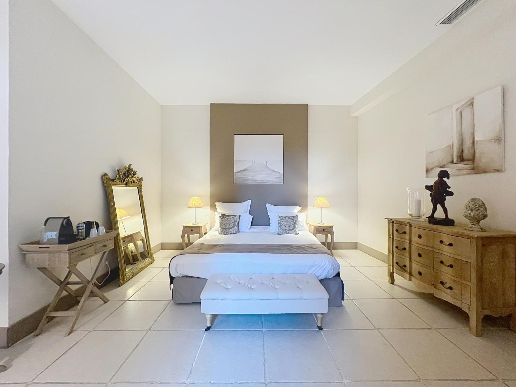 Chambres D'Hotes La Maison De Leonie Collias المظهر الخارجي الصورة