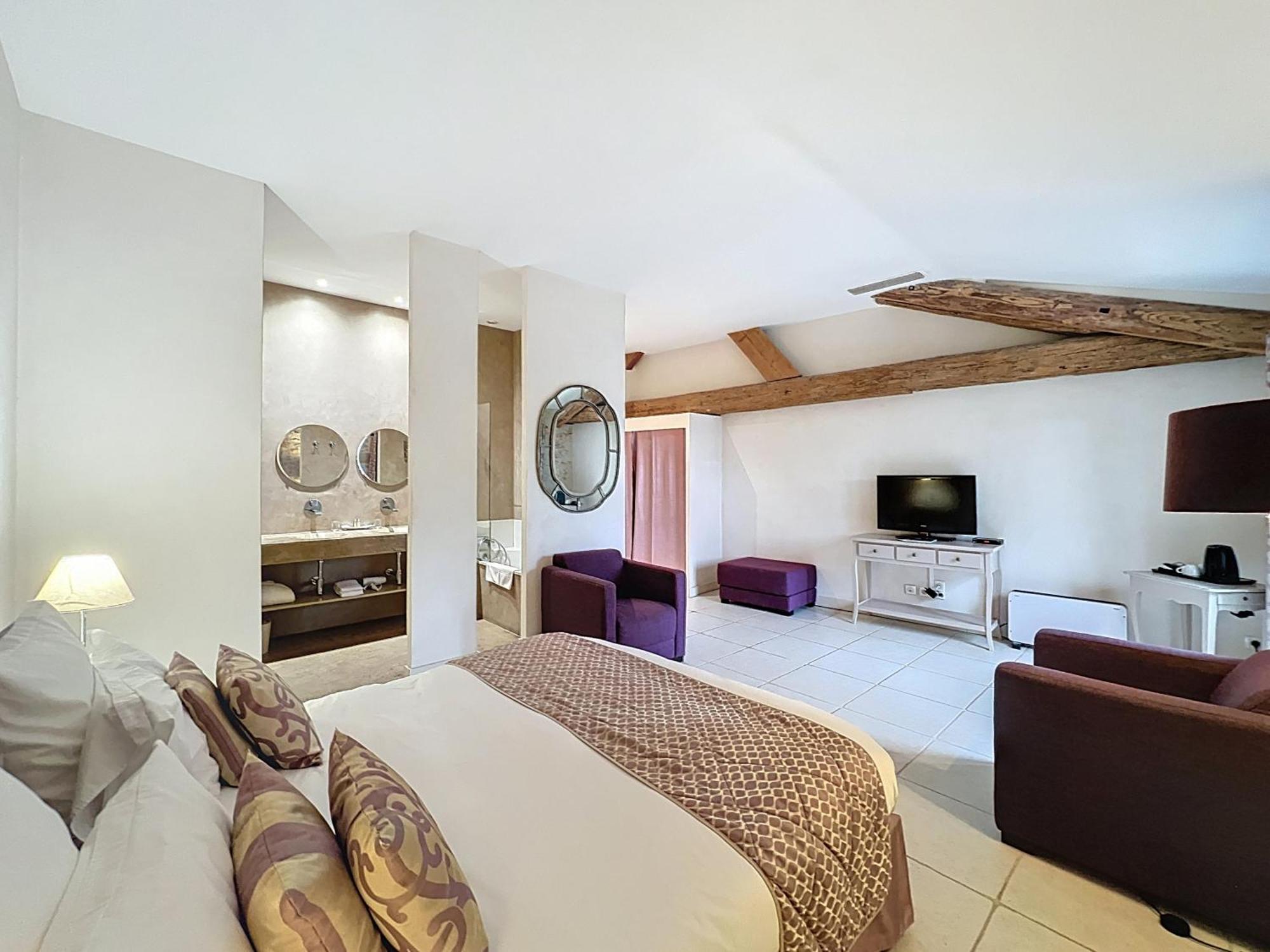 Chambres D'Hotes La Maison De Leonie Collias المظهر الخارجي الصورة