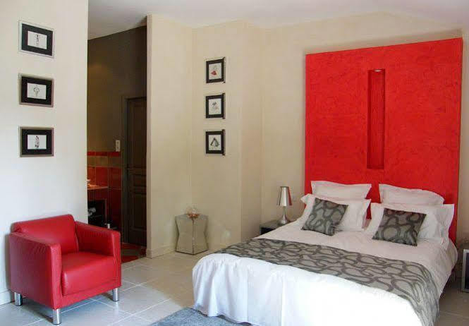 Chambres D'Hotes La Maison De Leonie Collias المظهر الخارجي الصورة
